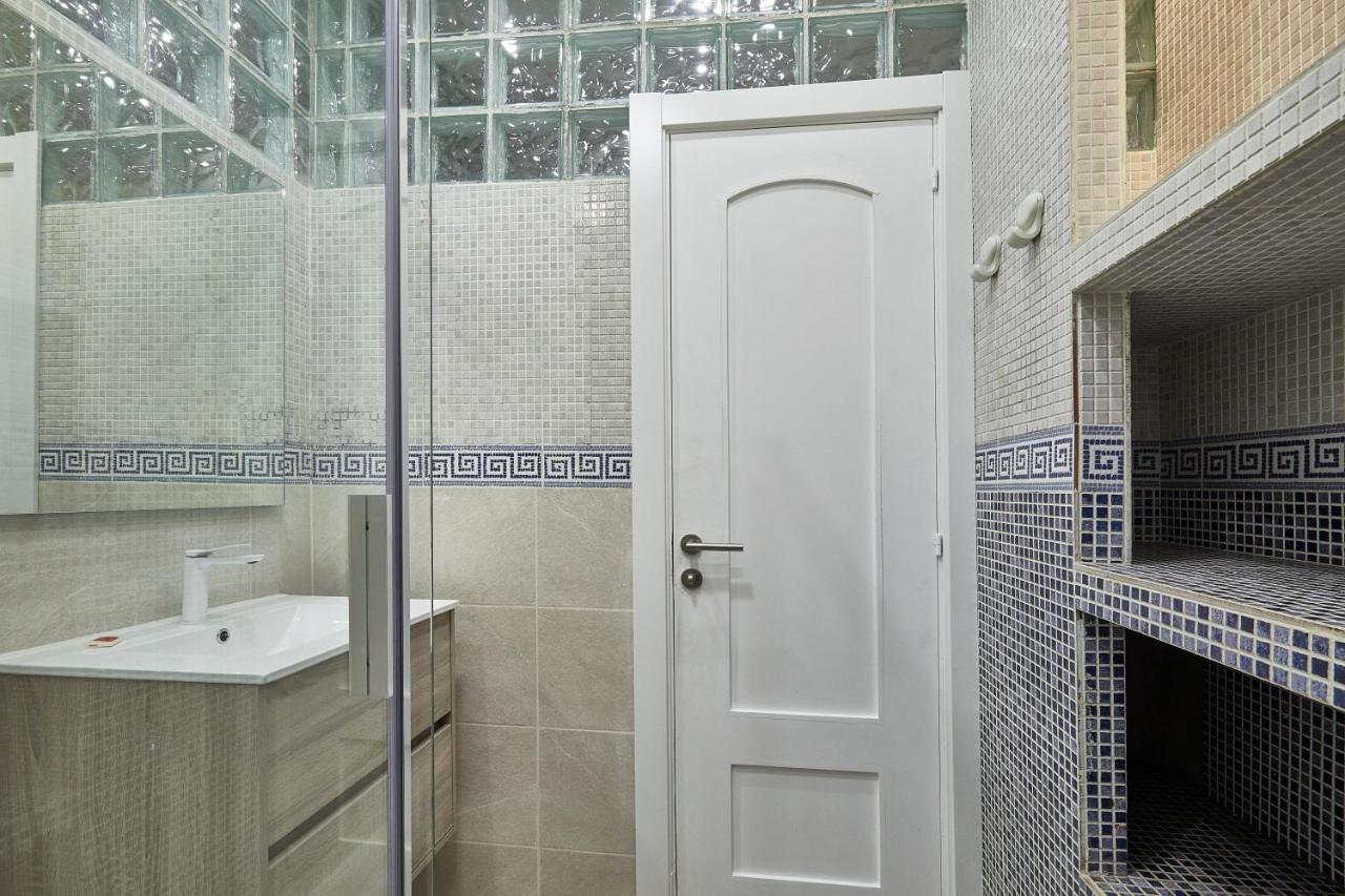 Bbarcelona Apartments Gaudi Avenue Flats Exterior photo